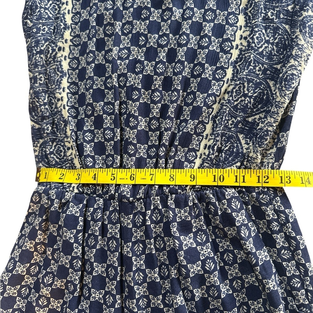19 Cooper Blue and White Patterned beach style. - Picture 6 of 8